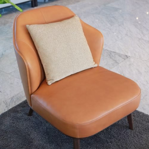 sofa bersih seperti baru